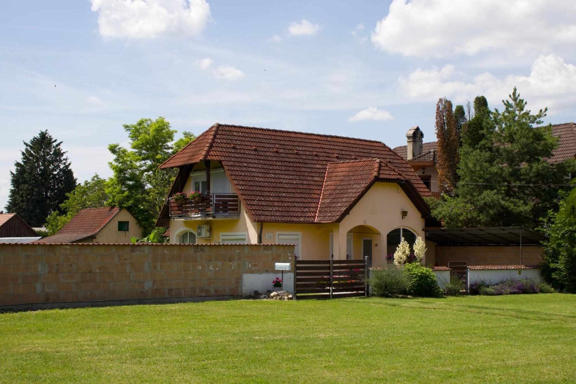 Liliána apartman Balatonberény Kültér fotó