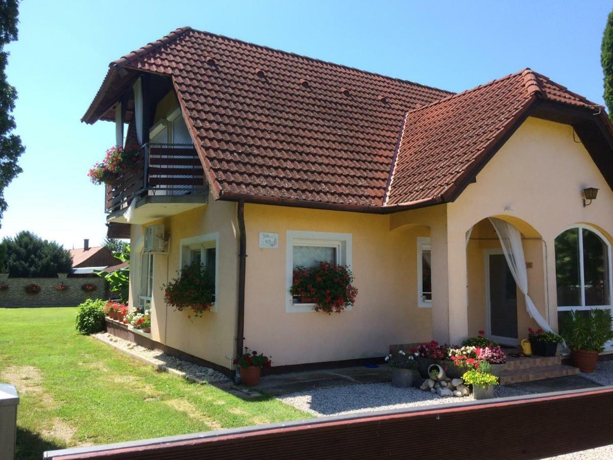 Liliána apartman Balatonberény Kültér fotó